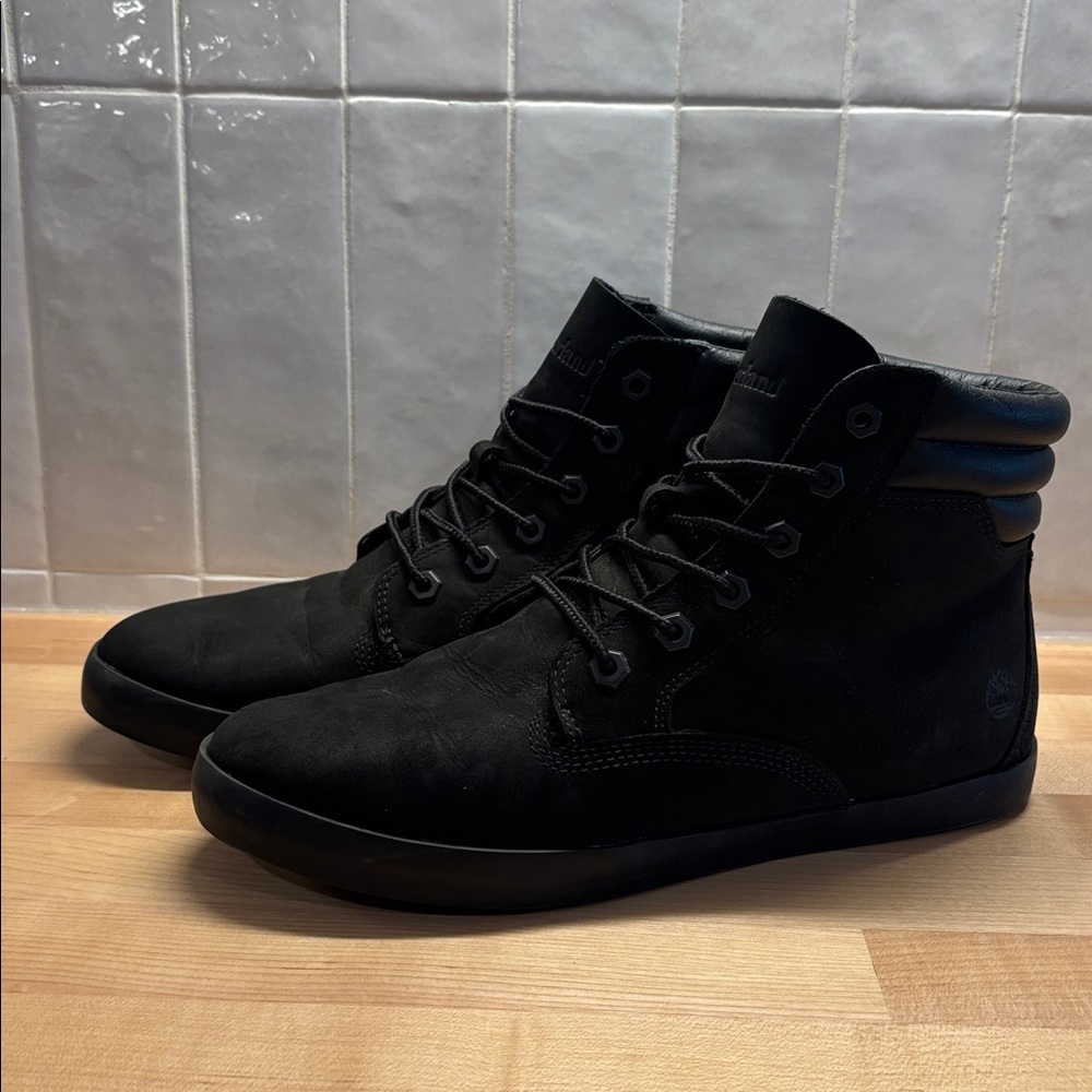 Timberland black High-Top Suede Sneakers